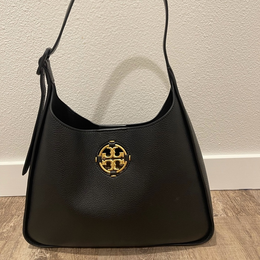 Beautiful Tory Burch Miller Hobo in black pebbled leather.